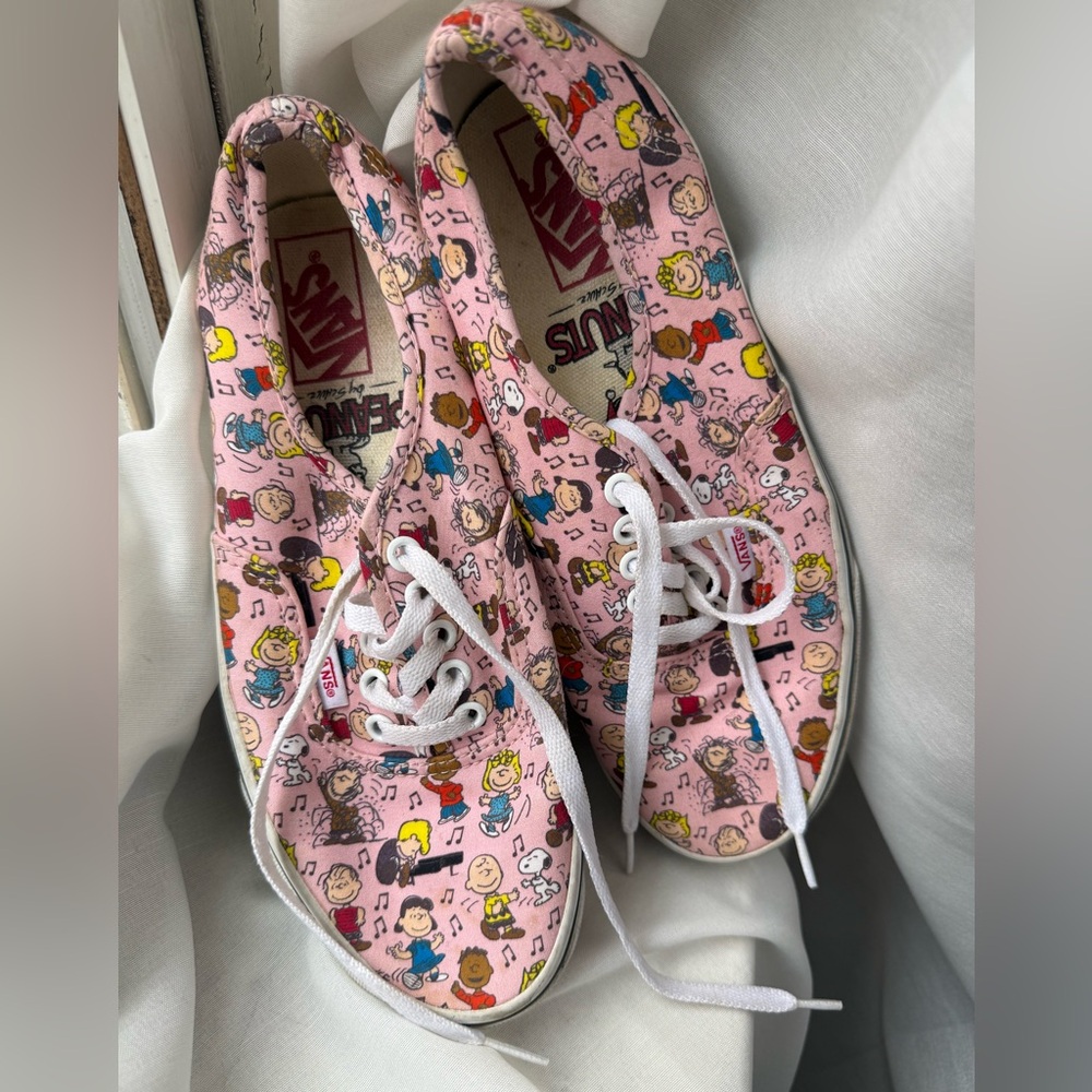 Vans Peanuts Schulz Collab Lace Up Size 38.5 Women 8 Men 6.5 Great Condition